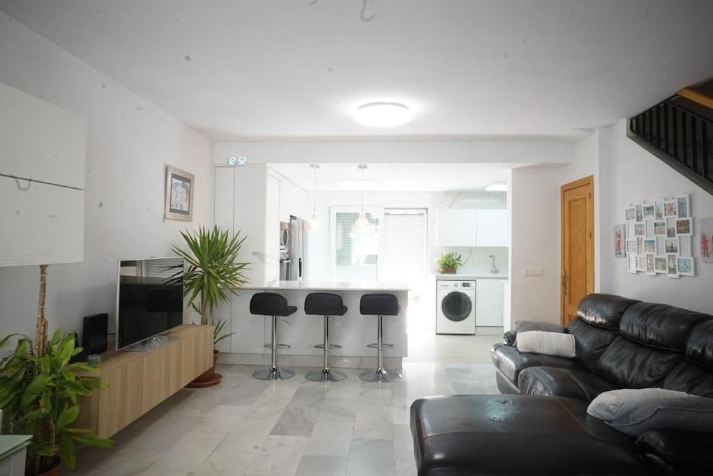 Gran Casa Ideal Para Familias Atarfe Luaran gambar